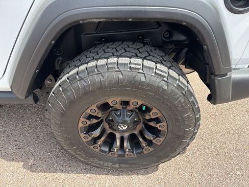 Used 2022 Jeep Wrangler Unlimited Sport image 13