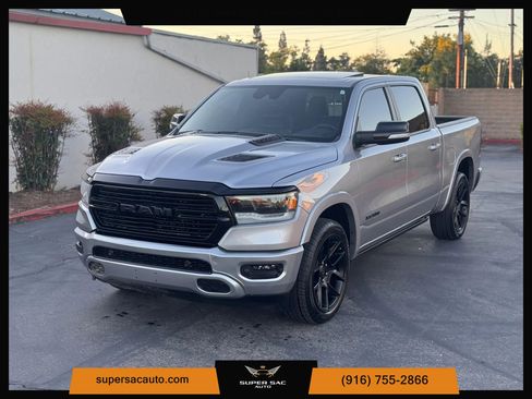 Used 2022 RAM 1500 Laramie AWD/4WD image 1