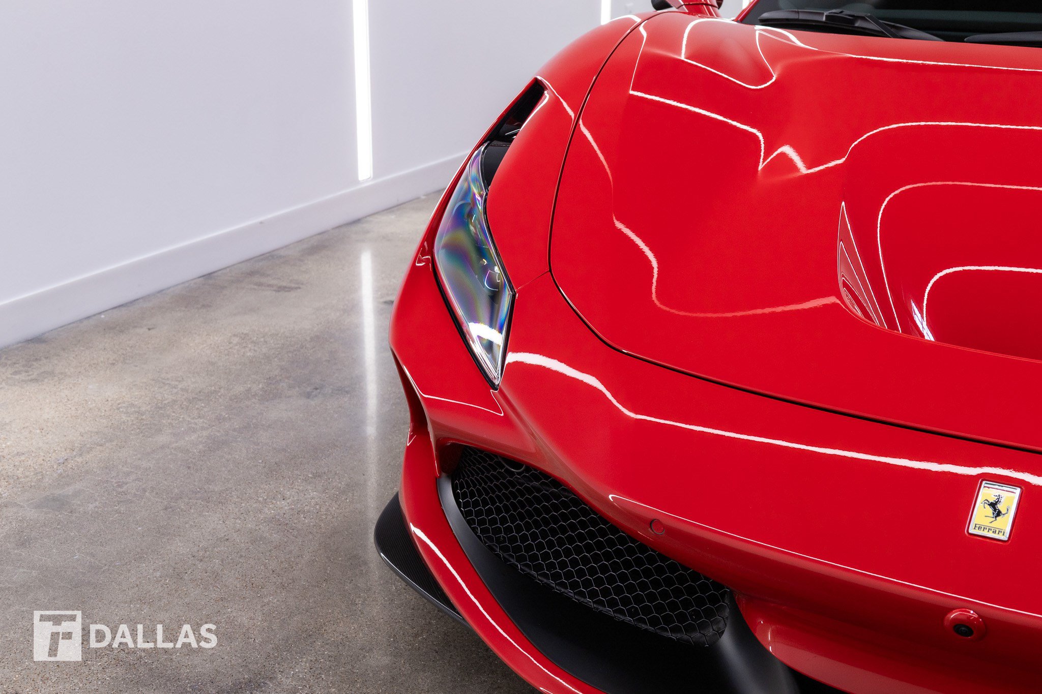 Used 2020 Ferrari F8 Tributo RWD image 7