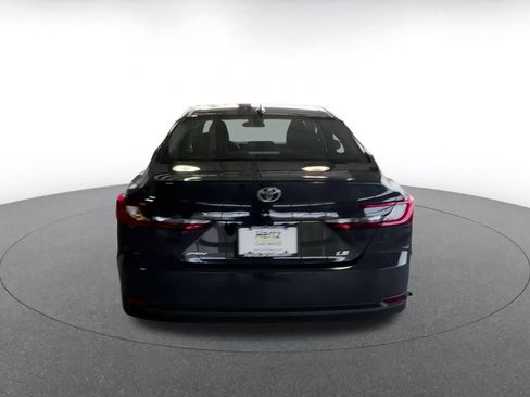 Used 2025 Toyota Camry LE image 16