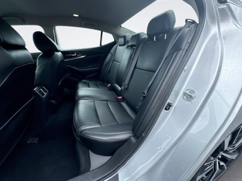 Used 2023 Nissan Maxima SV w/ Floor Mat Group FWD image 15