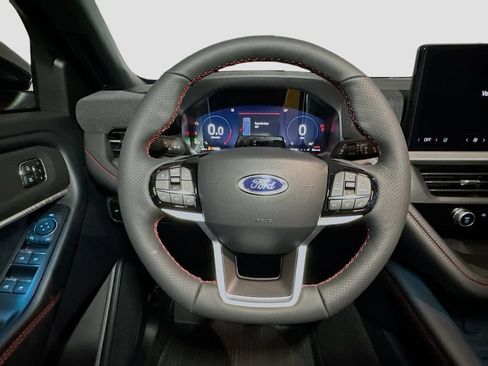 New 2026 Ford Explorer ST-Line w/ ST-Line Street Pack AWD/4WD image 11
