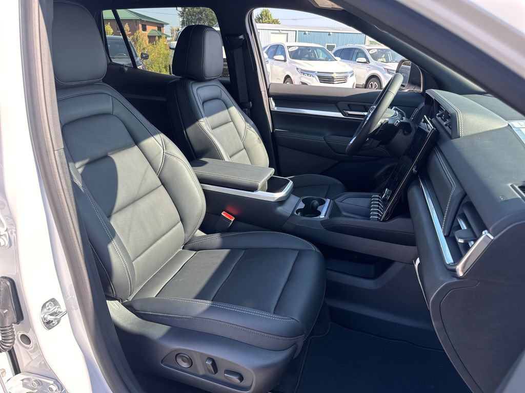 New 2027 GMC Terrain Elevation w/ Elevation Premium Package AWD/4WD image 11