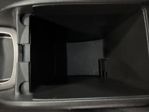 Used 2022 Chevrolet Malibu LS image 21