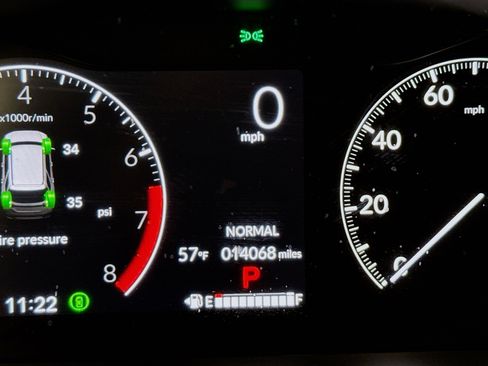 Certified 2025 Honda Pilot Touring image 13