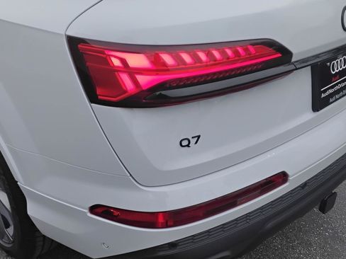 New 2026 Audi Q7 Premium Plus image 9
