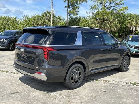 New 2026 Kia Carnival SX FWD image 4