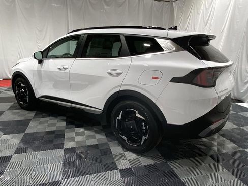 New 2026 Kia Sportage EX FWD image 6