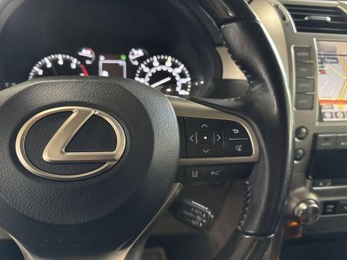 Certified 2020 Lexus GX 460 Premium w/ Premium Package AWD/4WD image 16