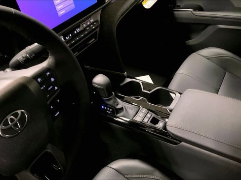 New 2026 Toyota Camry XLE image 7