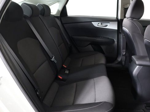 Used 2024 Kia Forte LXS w/ LXS Technology Package FWD image 32