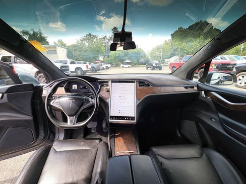 Used 2016 Tesla Model X 90D AWD/4WD image 26