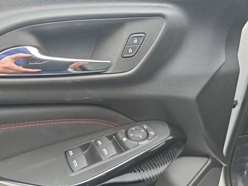 New 2026 Chevrolet Trax RS image 18