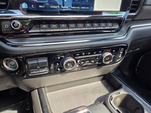 Certified 2024 Chevrolet Silverado 1500 ZR2 w/ Technology Package AWD/4WD image 23