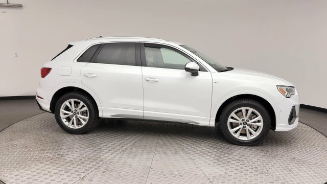 Used 2021 Audi Q3 2.0T Premium Plus w/ Premium Plus Package AWD/4WD image 9