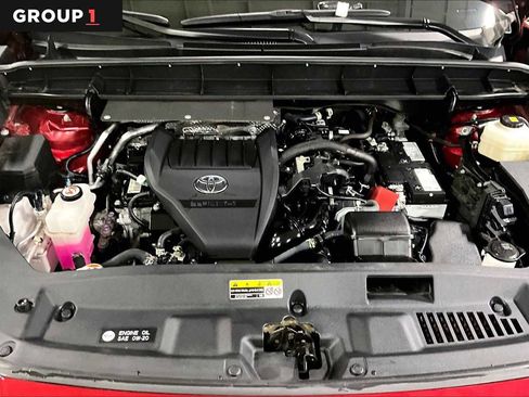 Used 2023 Toyota Highlander XSE image 32