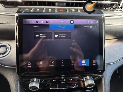 Certified 2022 Jeep Grand Cherokee Overland AWD/4WD image 91