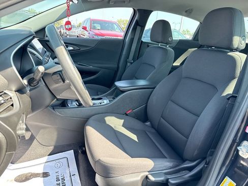 Used 2023 Chevrolet Malibu LS w/ LPO, Floor Liner Package FWD image 11