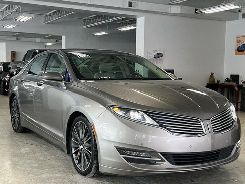 Used 2015 Lincoln MKZ AWD w/ Equipment Group 102A Reserve image 2