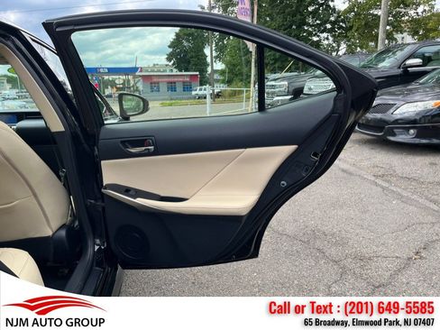 Used 2014 Lexus IS 250 AWD w/ Navigation Package image 35