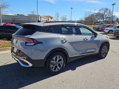 Used 2023 Kia Sportage SX image 7