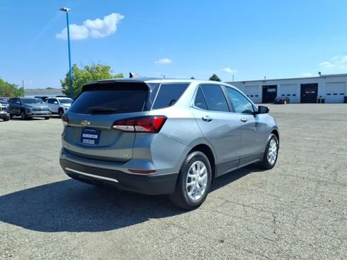 Used 2024 Chevrolet Equinox LT FWD image 7