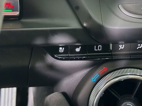 Used 2018 Chevrolet Camaro ZL1 RWD image 25