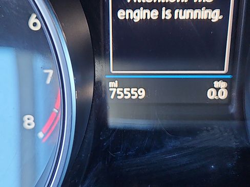 Used 2021 Volkswagen Tiguan S image 6