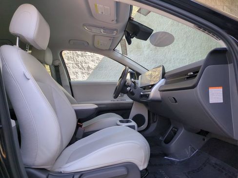 Certified 2023 Hyundai Ioniq 5 SEL w/ Cargo Package AWD/4WD image 11