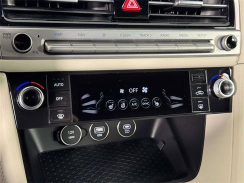 New 2026 Genesis G70 2.5T image 27