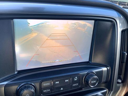 Used 2018 Chevrolet Silverado 1500 LT w/ LT Eassist Package image 26