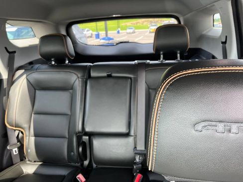 Used 2023 GMC Terrain AT4 AWD/4WD image 13