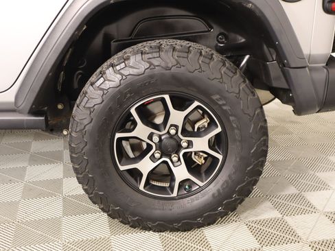 Used 2018 Jeep Wrangler Unlimited Rubicon image 19