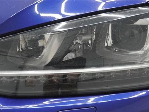 Used 2016 Volkswagen Golf R 4-Door AWD/4WD image 27