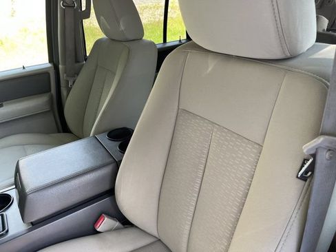 Used 2013 Ford Expedition XL w/ HD Trailer Tow Pkg AWD/4WD image 14