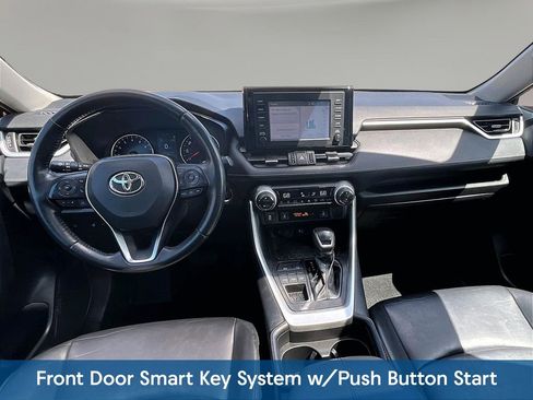 Used 2019 Toyota RAV4 XLE Premium w/ Cold Weather Package AWD/4WD image 8