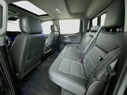 Used 2024 GMC Sierra 1500 Denali AWD/4WD image 25