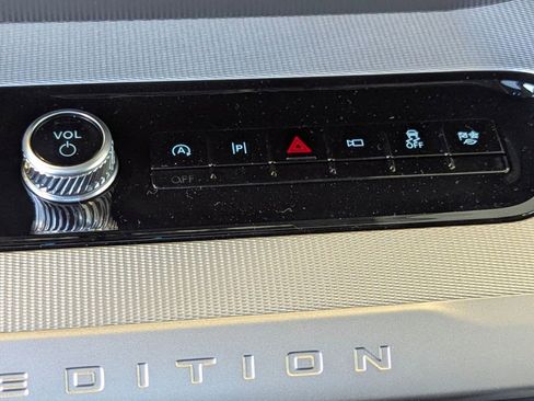 New 2026 Ford Expedition Max Active image 26