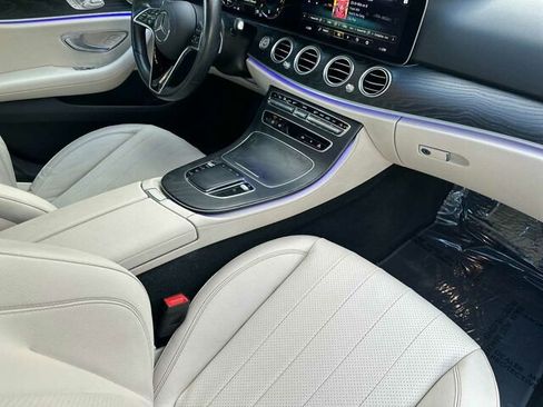 Used 2022 Mercedes-Benz E 350 Sedan image 18