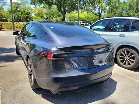 Used 2025 Tesla Model 3 Performance AWD/4WD image 4