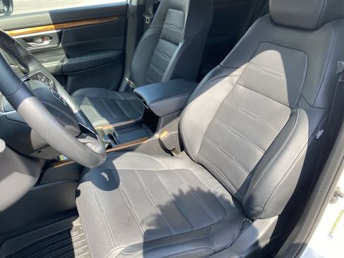 Used 2022 Honda CR-V Touring image 11