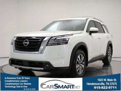 Used 2022 Nissan Pathfinder SL