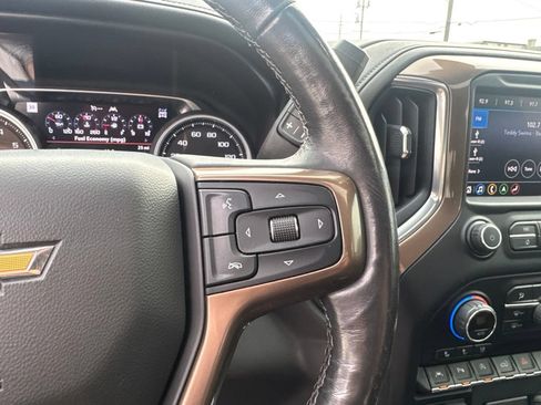 Used 2019 Chevrolet Silverado 1500 High Country w/ Technology Package AWD/4WD image 35