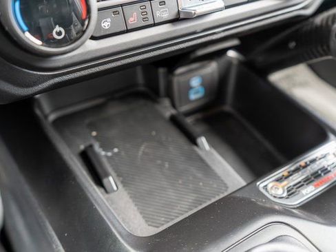 New 2025 Ford Bronco Raptor w/ Interior Carbon Fiber Pack AWD/4WD image 22