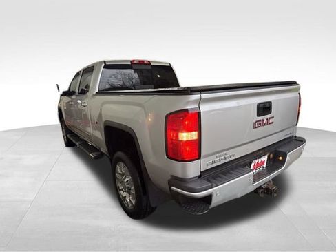Used 2019 GMC Sierra 2500 Denali w/ Duramax Plus Package image 7