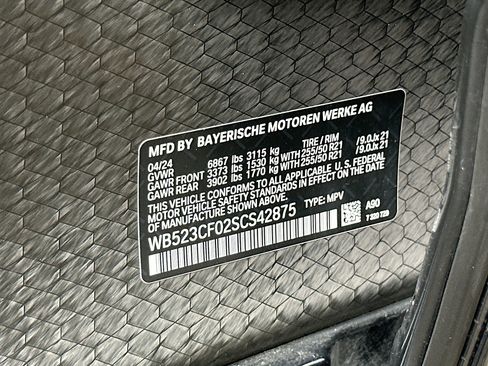 Certified 2025 BMW iX xDrive50 image 36