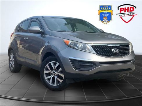 Used 2016 Kia Sportage LX FWD image 1