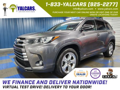 Used 2017 Toyota Highlander Limited image 1
