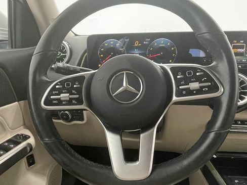 Certified 2022 Mercedes-Benz GLB 250 4MATIC image 22