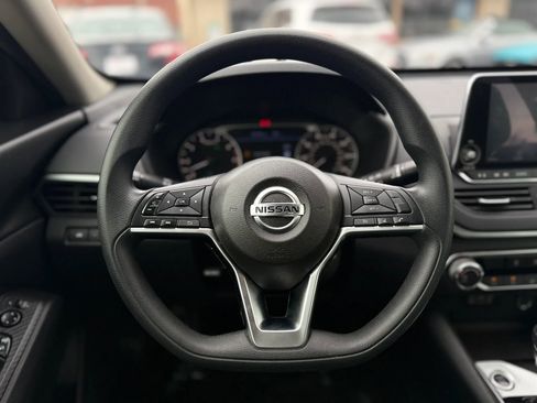 Used 2019 Nissan Altima 2.5 S FWD image 37